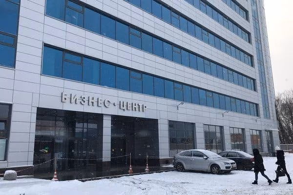 Vista exterior del edificio en San Petersburgo donde se ejecutaban las campañas de la IRA. Foto: AP