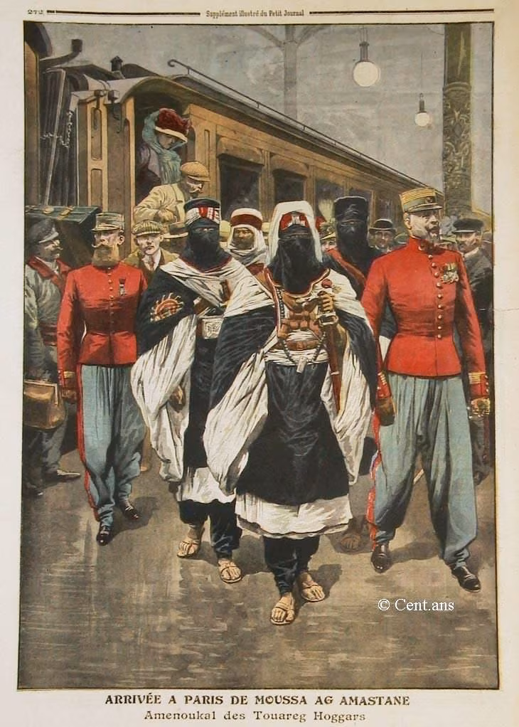 El Amenukal (jefe tuareg) Musa ag Amastan llegando a París (1910)
