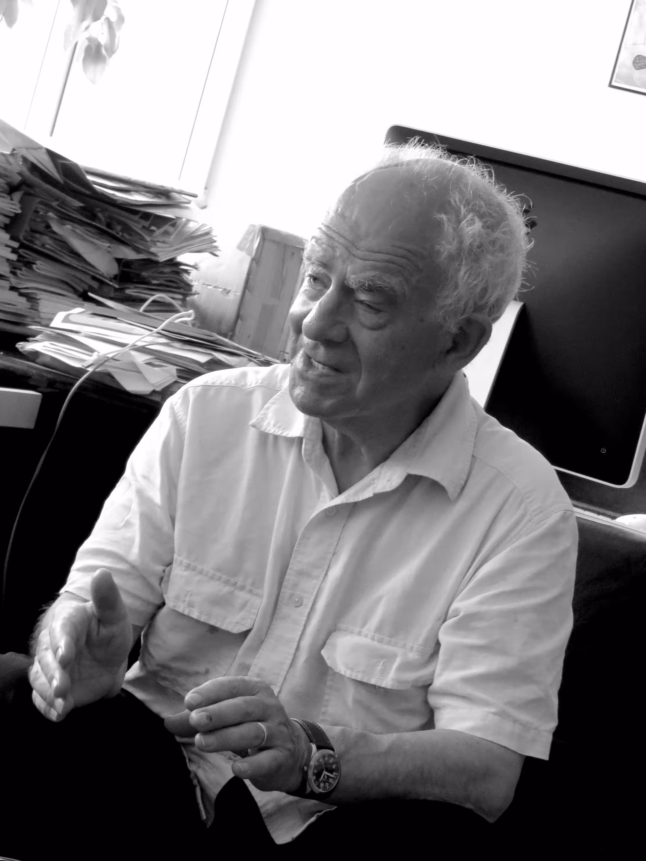 Retrato del teórico político y social Steven Michael Lukes, FBA, durante su visita a la revista Birikim el 15/07/14 para una entrevista.