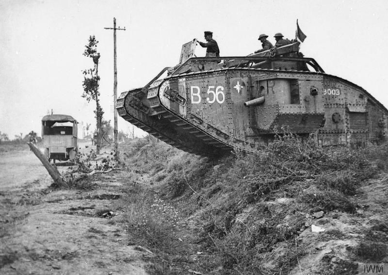 Carro de combate británico Mark I, el primer tanque de la historia,