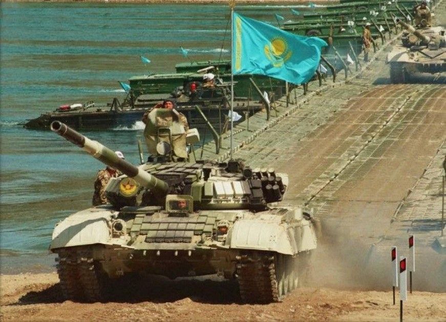 http://3.bp.blogspot.com/-tamEO0iraMQ/UecI2EEMj9I/AAAAAAAACO4/qf4J7Opt0Ck/s1600/t-72+kazakhstan.jpg