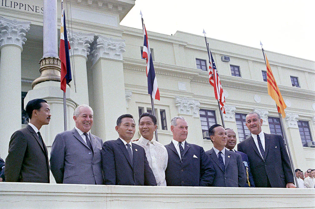 1024px-CongressBuilding_SEATO.jpg