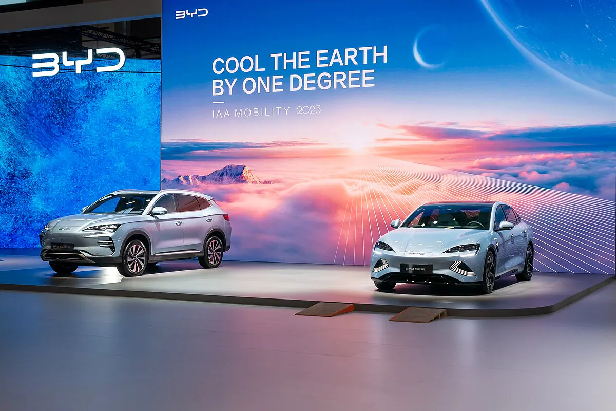 Stand de BYD, Cumbre IAA 2023 en Munich. Autor: Matti Blume
