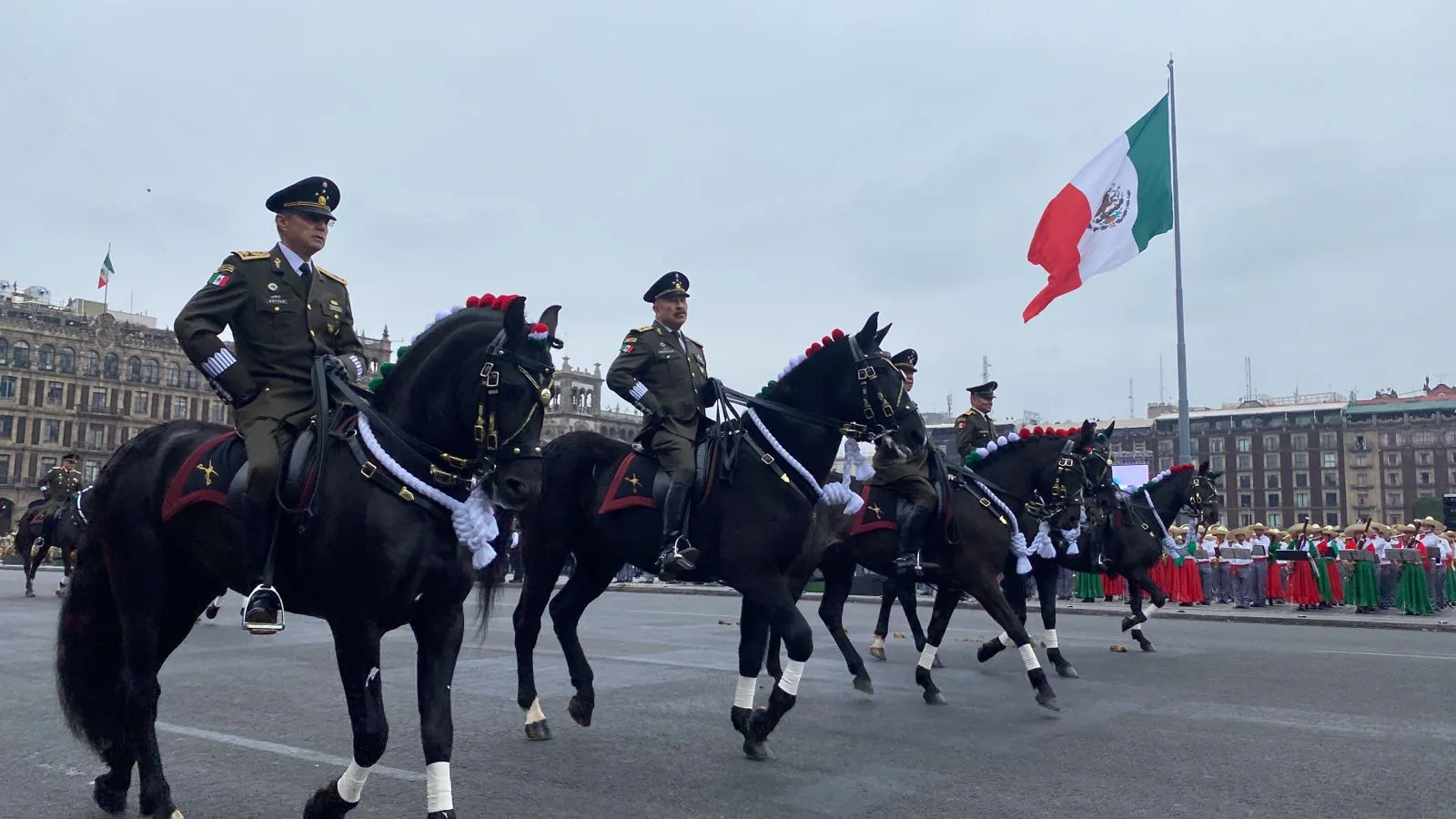 Desfile Cívico Militar 112 Aniversario de la Revolución Mexicana. Fuente: SEDENA