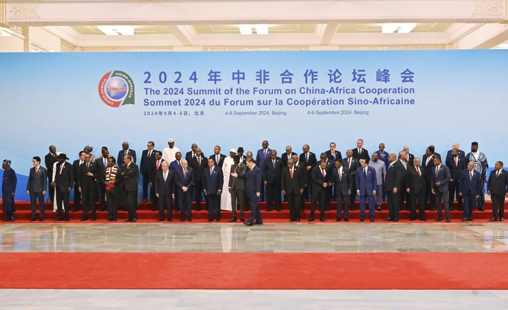 El Presidente chino Xi Jinping y los Jefes de Estado y de Gobierno africanos en Pekín. Créditos: AP