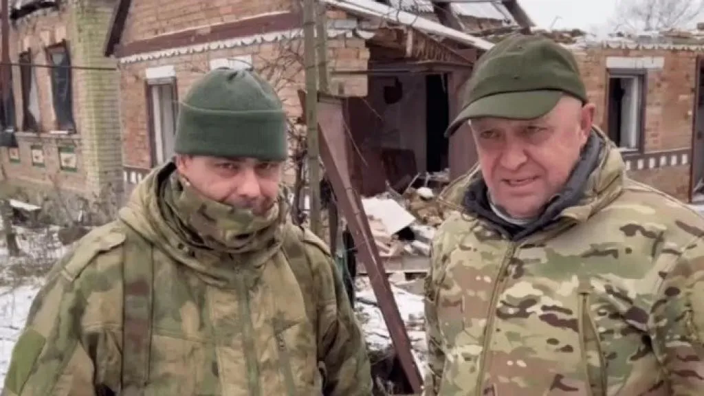 Anton Yelizarov y Yevgueni Prigozhin. Fuente: Telegram
