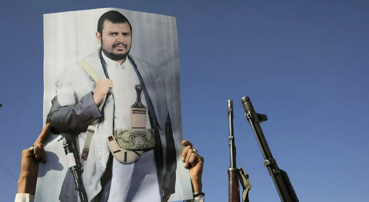 abdul_malik_al_houthi.jpg